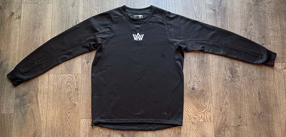 New Era Crewneck Long Sleeve Sweatshirt Size M Black W Logo